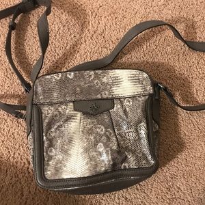 Vera Wang Crossbody in Grey Pattern